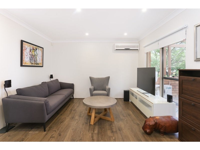 8/8a Ingleby St, Oatlands NSW 2117