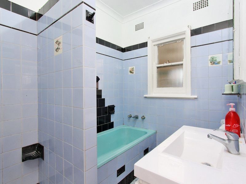 367 Cumberland Road, Auburn NSW 2144