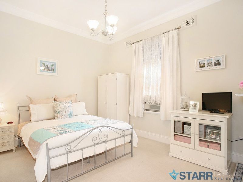 138 Auburn Rd, Auburn NSW 2144