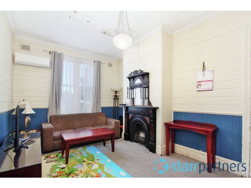 136 Harrow Rd, Auburn NSW 2144
