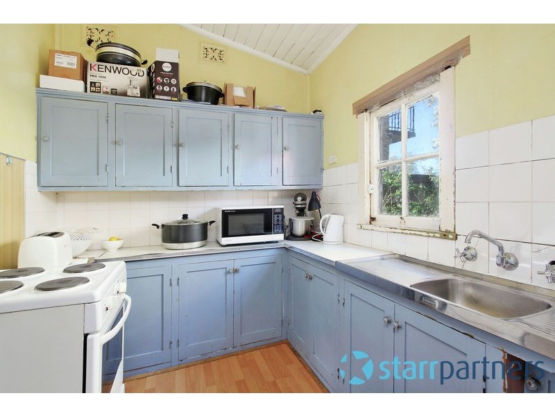 136 Harrow Rd, Auburn NSW 2144