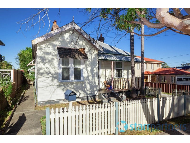 136 Harrow Rd, Auburn NSW 2144