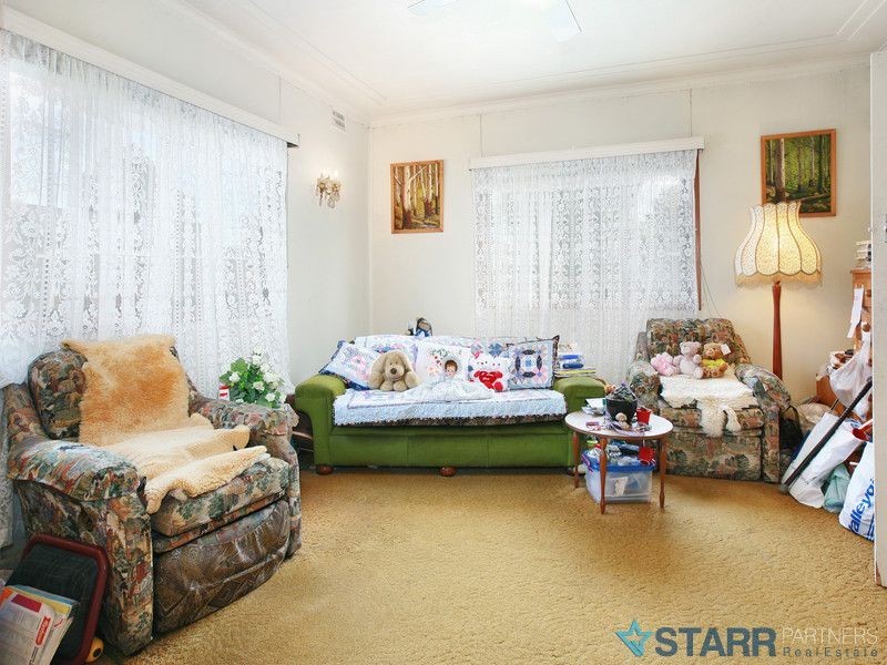 21 Shackel Avenue, Old Guildford NSW 2161