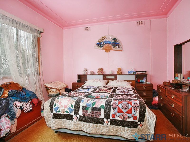 21 Shackel Avenue, Old Guildford NSW 2161