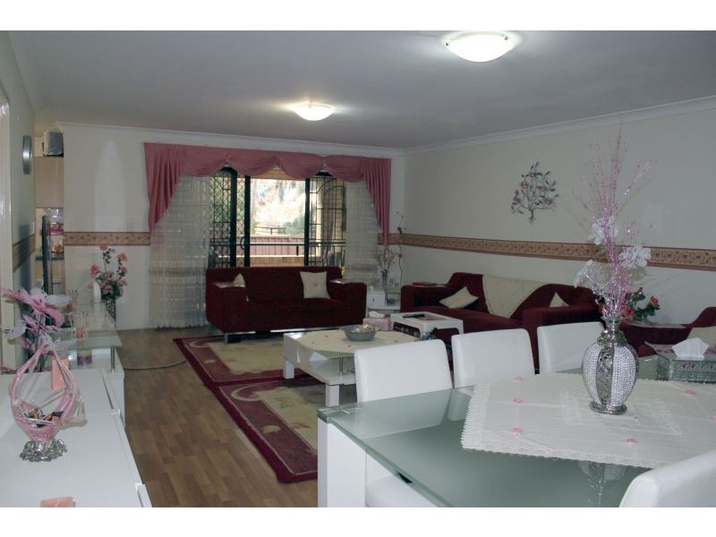 8/45-49 Hall St, Auburn NSW 2144