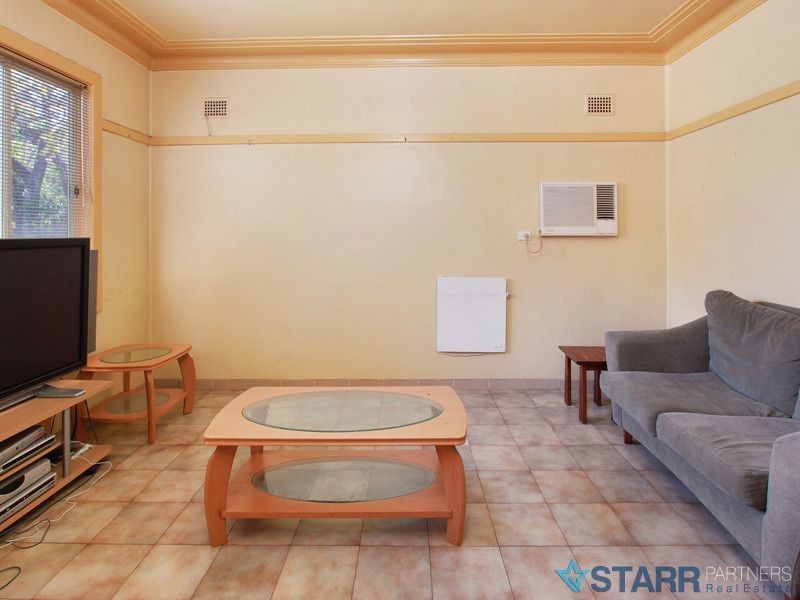 217 Clyde Street, South Granville NSW 2142