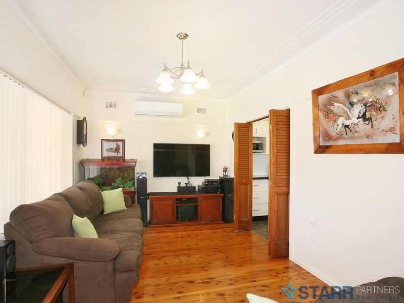 1 Kyogle Road, Bass Hill NSW 2197