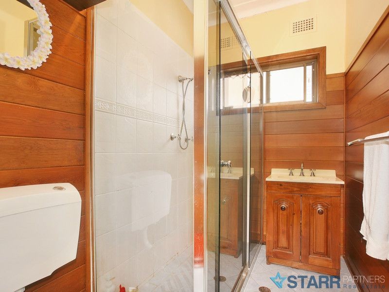 1 Kyogle Road, Bass Hill NSW 2197