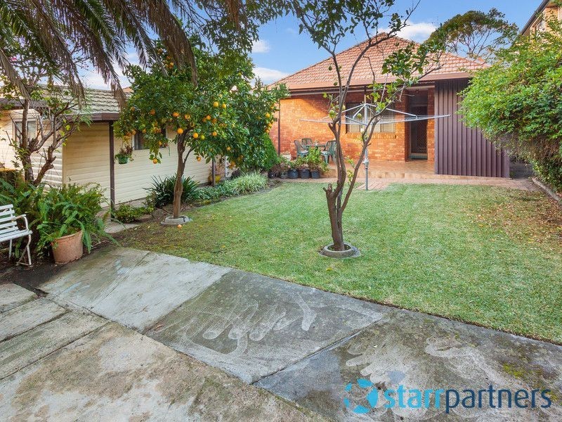 6 Clucas Road, Regents Park NSW 2143