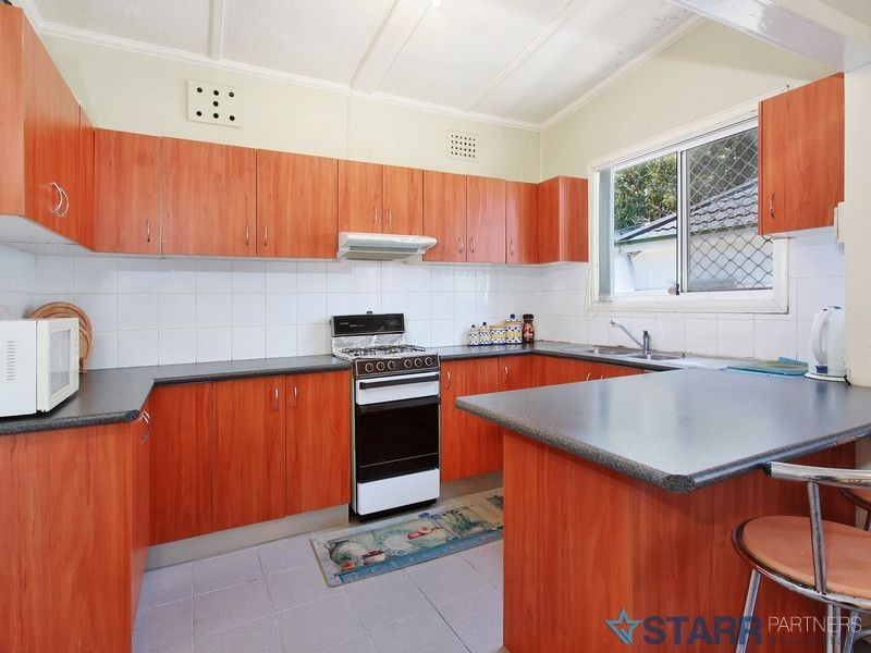 27 York Street, Berala NSW 2141