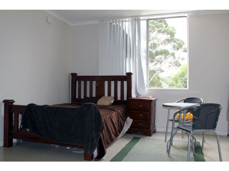 217/95 Station Rd, Auburn NSW 2144