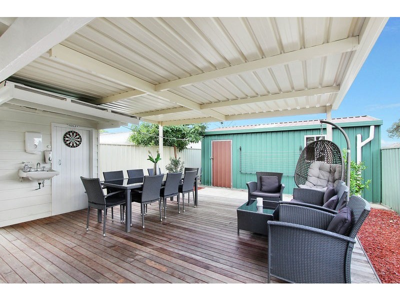 23 Hampstead Rd, Auburn NSW 2144