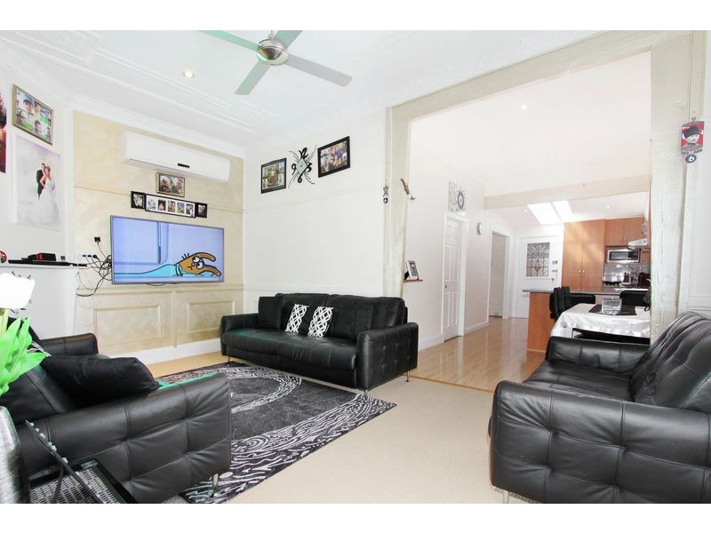 23 Hampstead Rd, Auburn NSW 2144