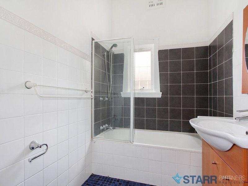 6 Yillowra Street, Auburn NSW 2144