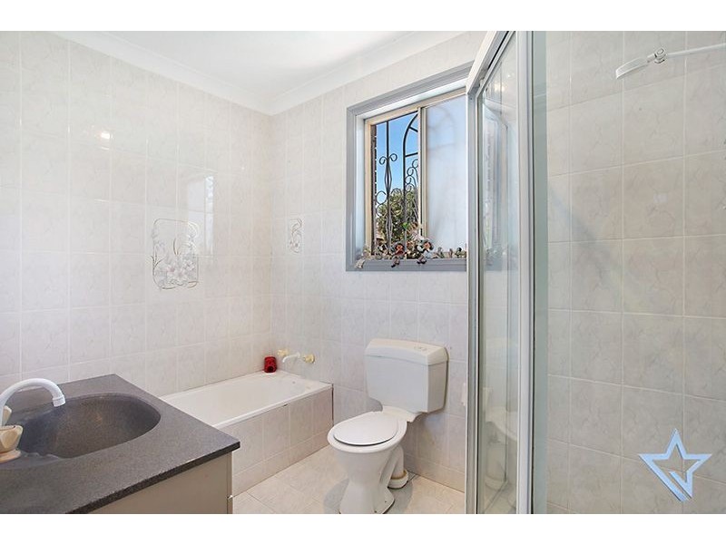 4/24 Cornwall Rd, Auburn NSW 2144