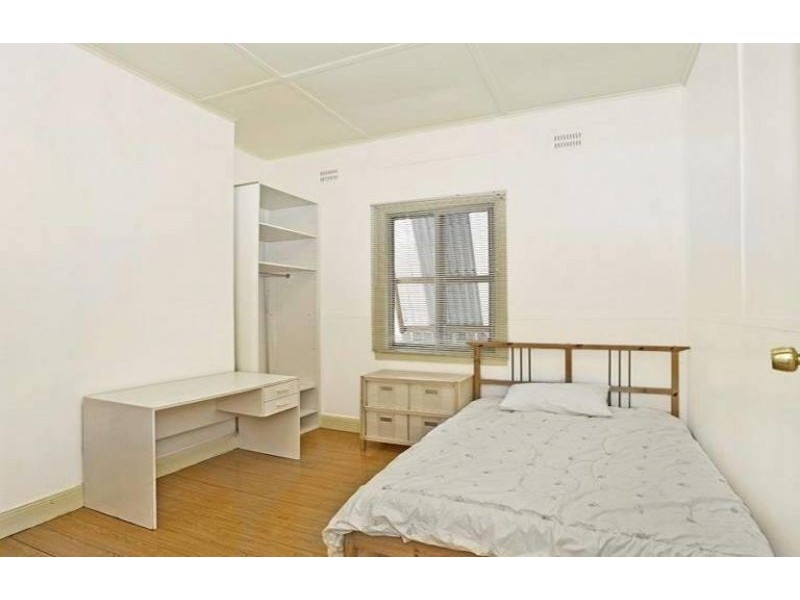 3 Kingsland Road, Berala NSW 2141