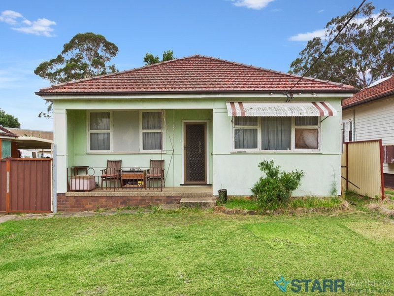 25 Kirkham Rd, Auburn NSW 2144