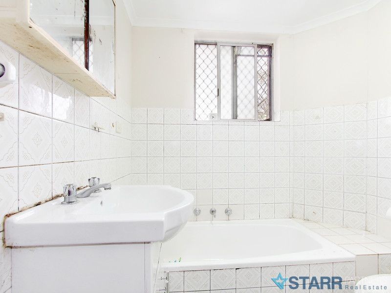 2/11 Simpson Street, Auburn NSW 2144