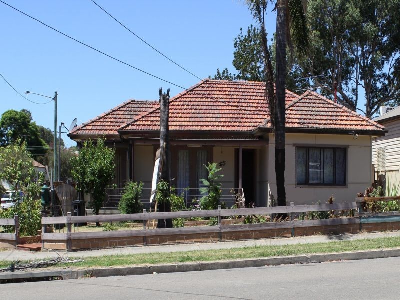 63 Hampstead Road, Auburn NSW 2144