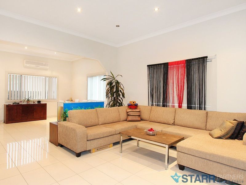 41 Carnegie St, Auburn NSW 2144