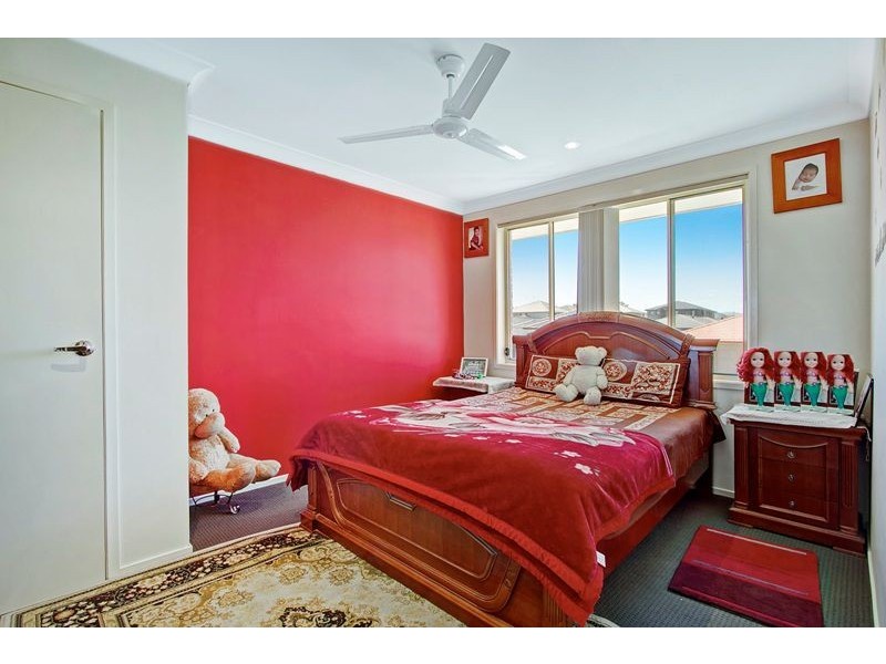 52 Whitewood Cr, Kellyville Ridge NSW 2155