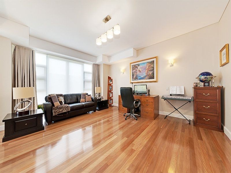 16 Stonybrook Terrace, Bella Vista NSW 2153