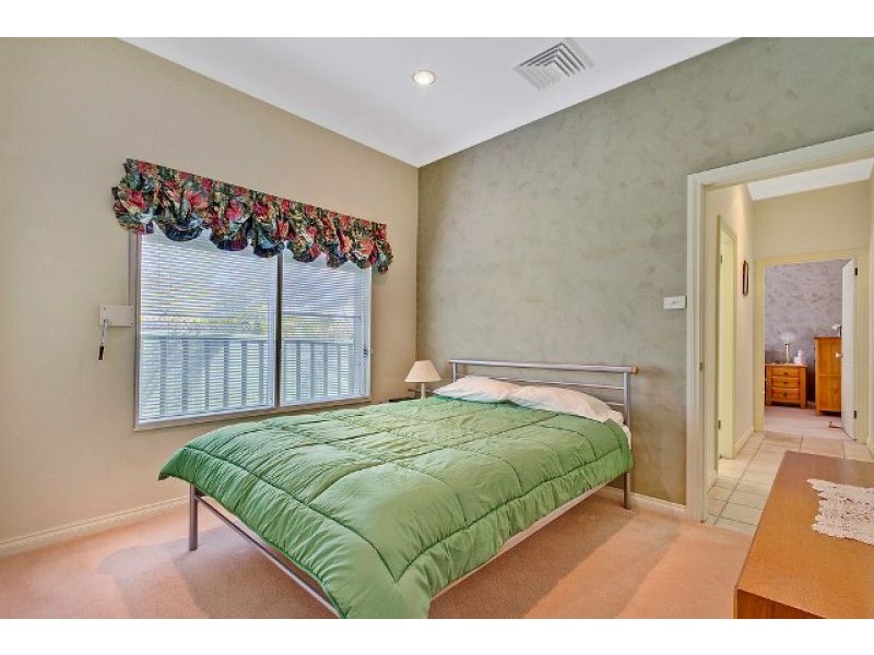 102 Bella Vista Dr, Bella Vista NSW 2153