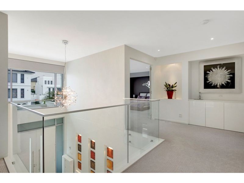 13 Bimbadgen Place, Bella Vista NSW 2153