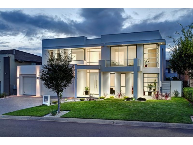 13 Bimbadgen Place, Bella Vista NSW 2153