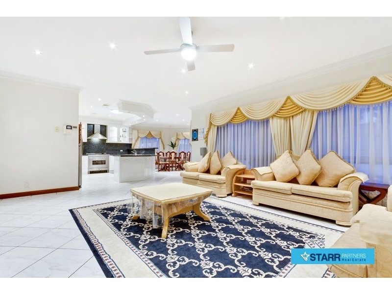 27 Northridge, Bella Vista NSW 2153