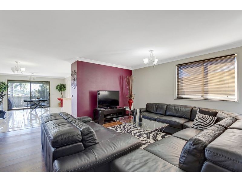 2/149 Glenwood Park Drive, Glenwood NSW 2768