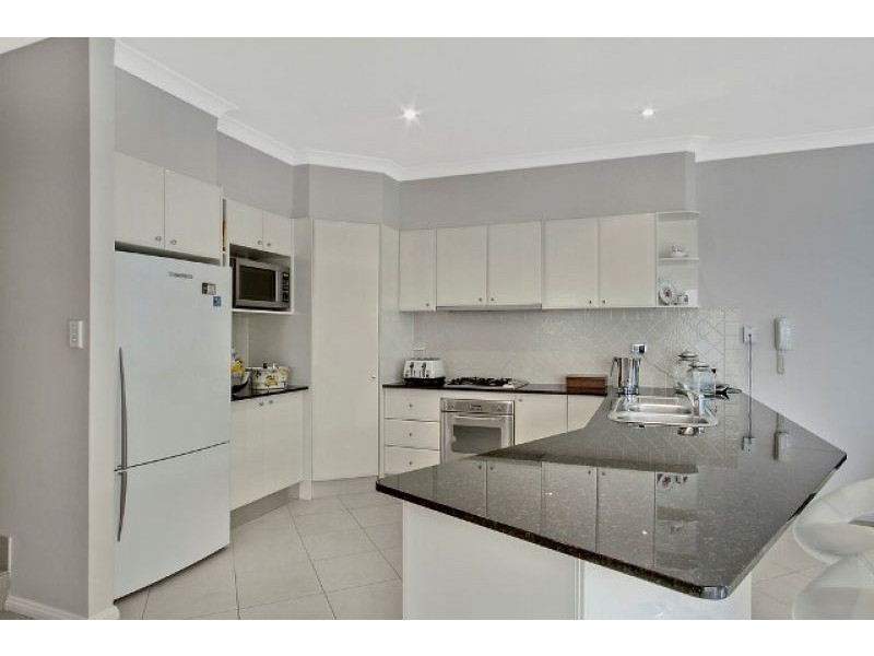 46 Linden  Way, Bella Vista NSW 2153