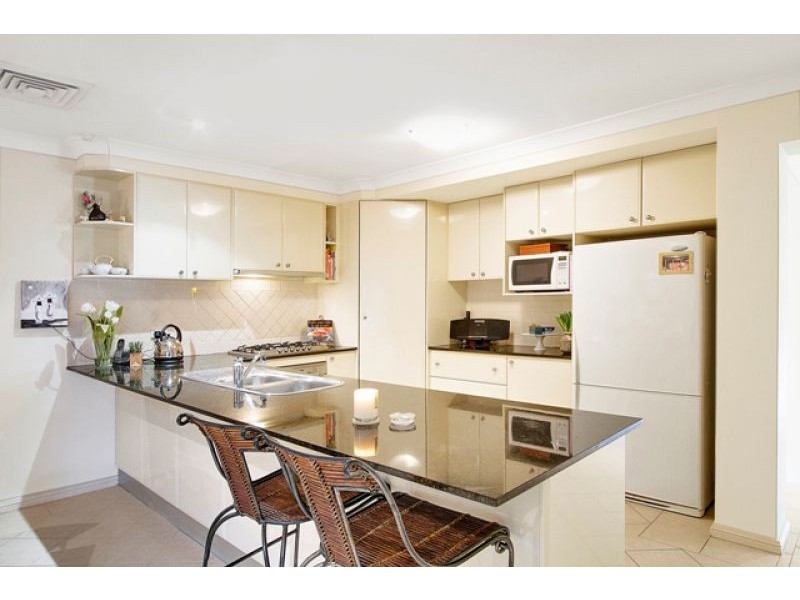 5 Linden Way, Bella Vista NSW 2153