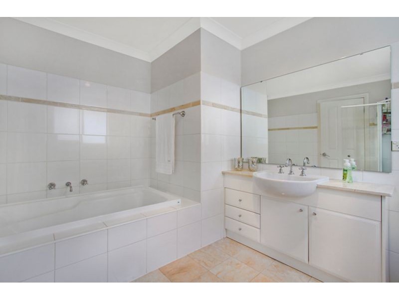 46 Linden Way, Bella Vista NSW 2153