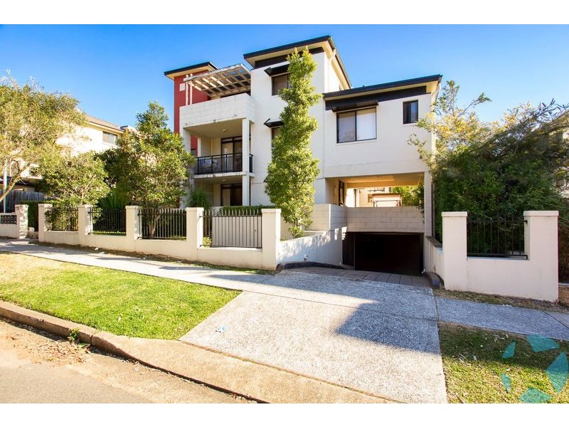 2/170 Bridge Road, Westmead NSW 2145