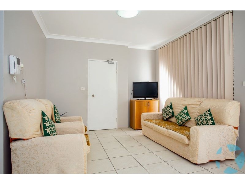 2/170 Bridge Road, Westmead NSW 2145