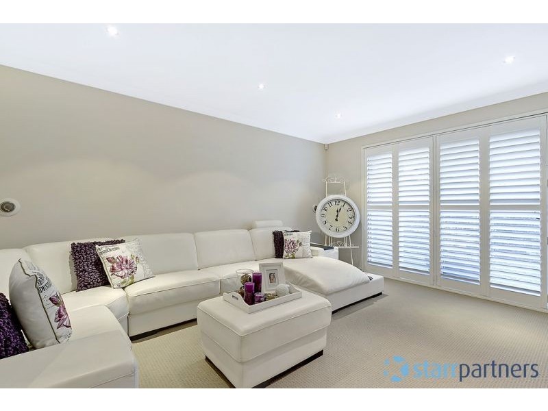 2 Allambie St, The Ponds NSW 2769