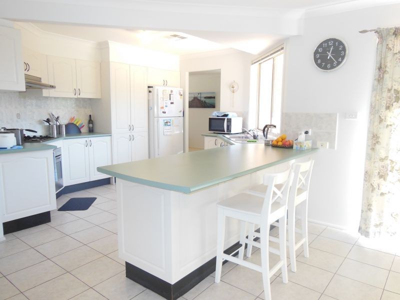 37 Yancannia Terrace, Glenwood NSW 2768