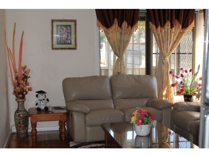 65 Best Road, Seven Hills NSW 2147