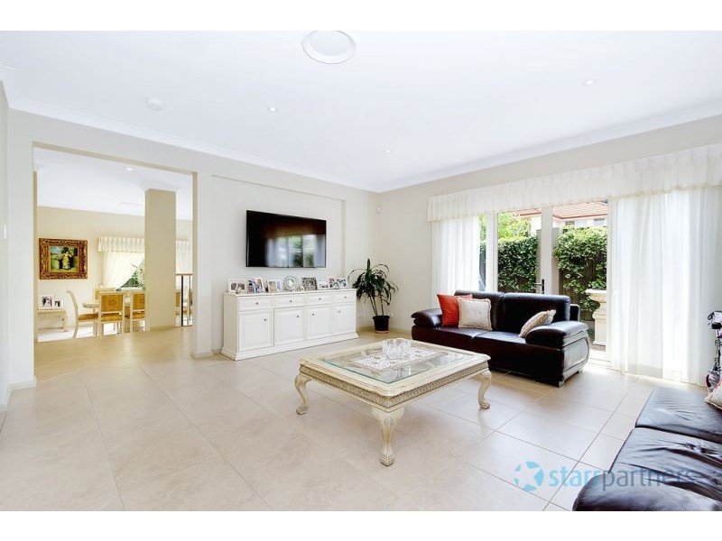 43 Linden Way, Bella Vista NSW 2153