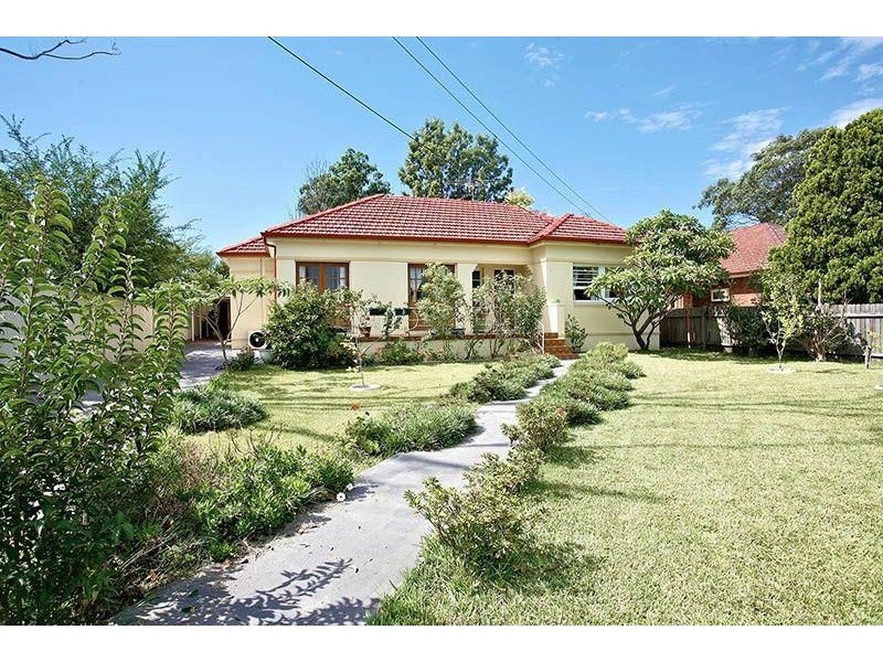 217 Windsor Road, Northmead NSW 2152
