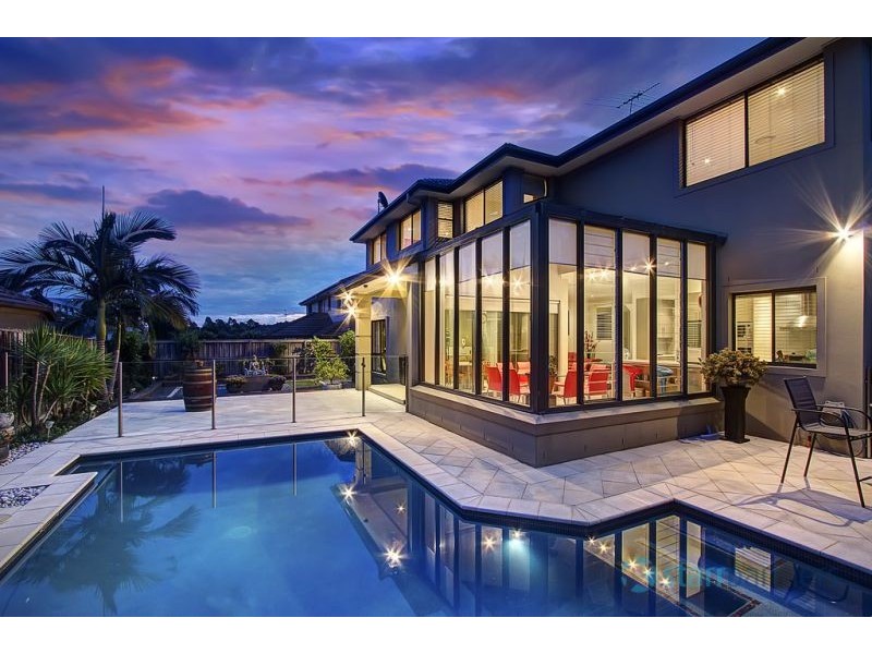 16 Pipersbrook Crescent, Bella Vista NSW 2153
