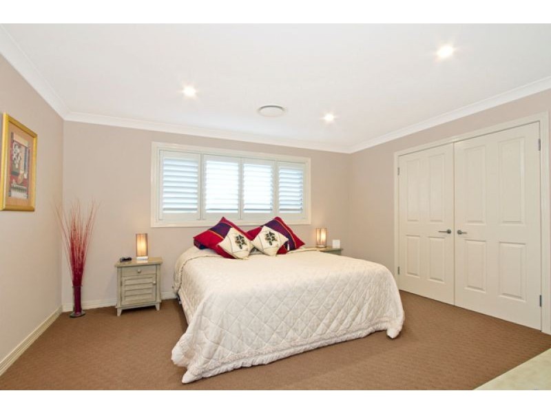 17 Middlebrook Rise, Bella Vista NSW 2153
