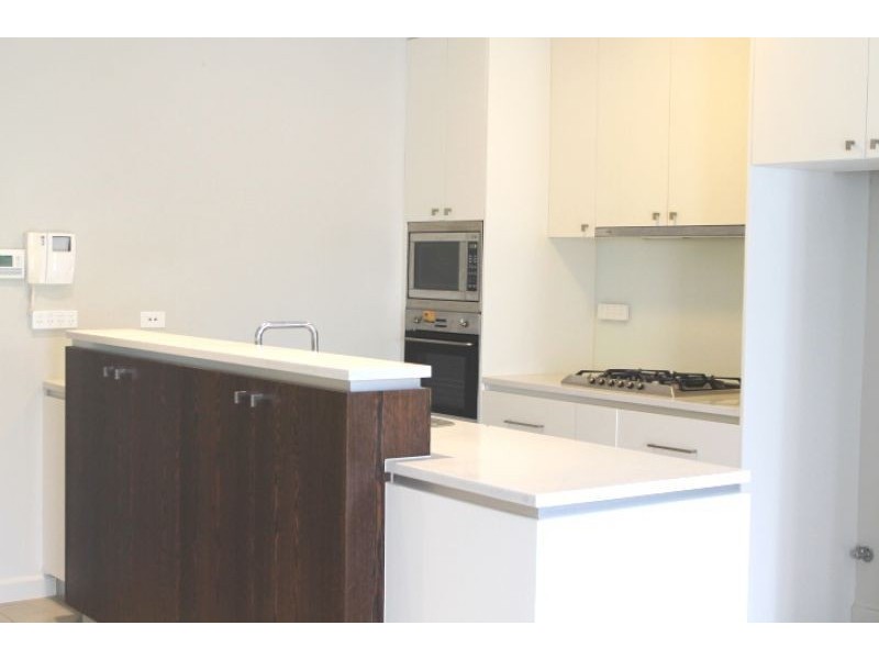 83 Brighton Drive, Bella Vista NSW 2153