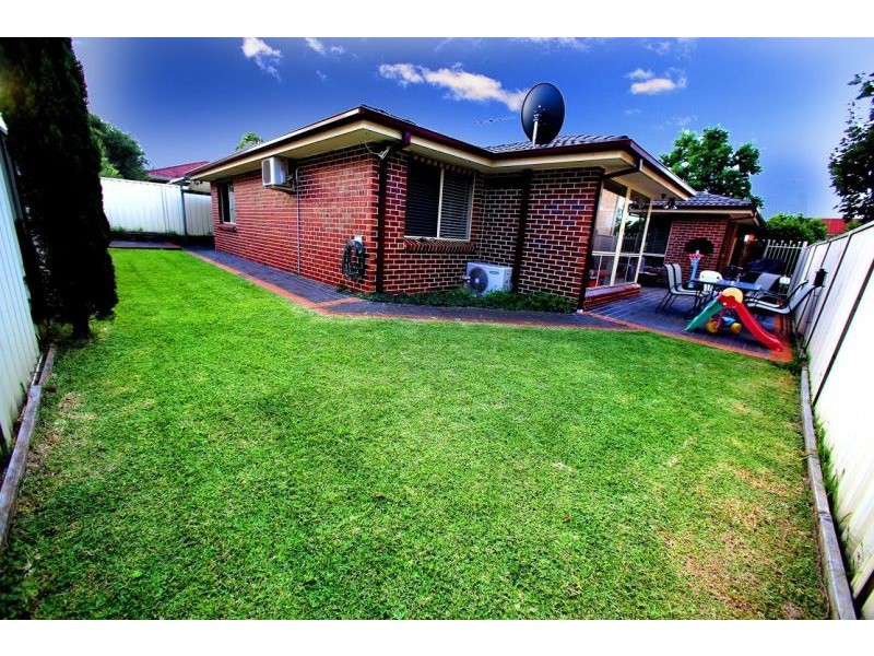 24 Forman Avenue, Glenwood NSW 2768