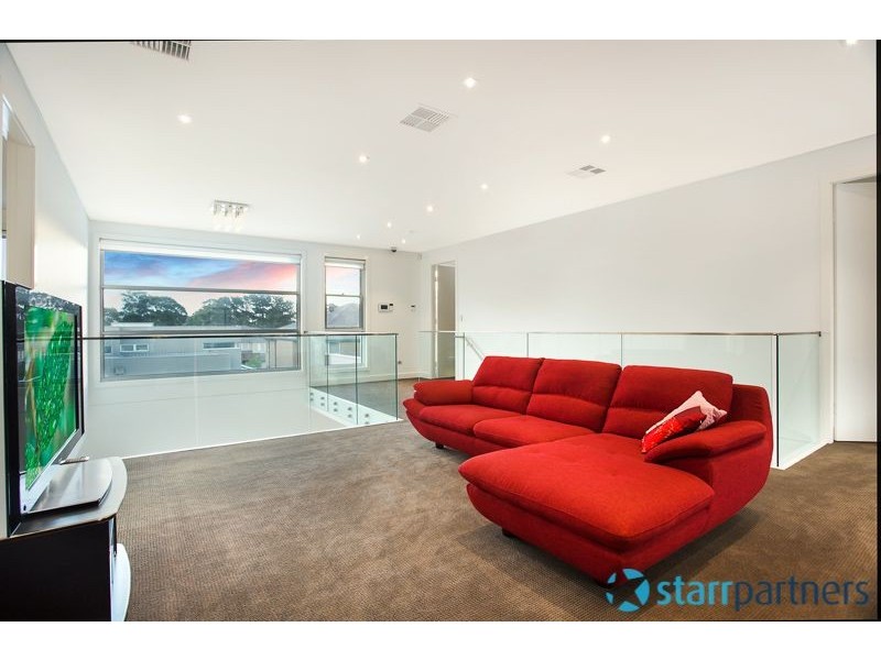 96 Edgewater Drive, Bella Vista NSW 2153