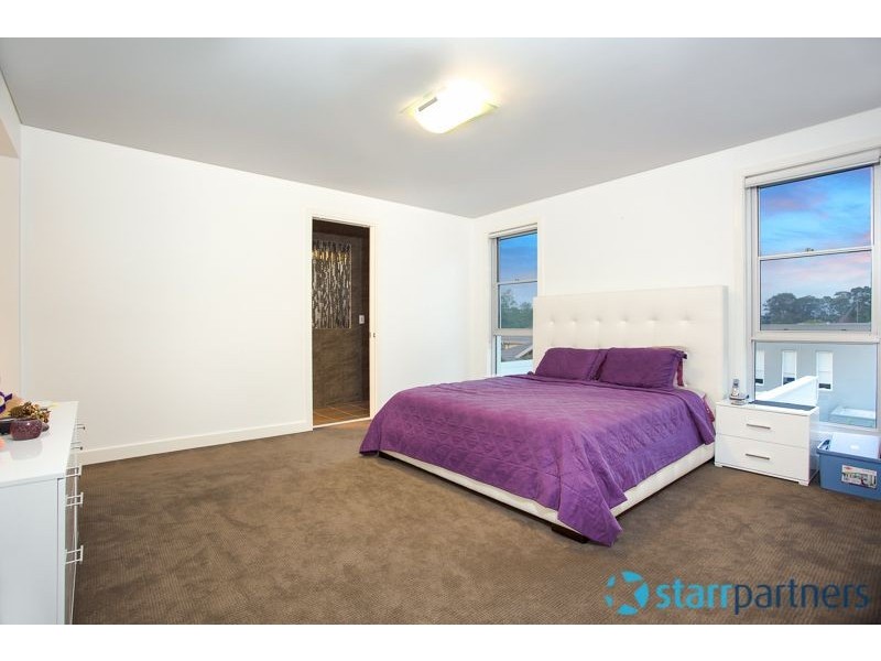 96 Edgewater Drive, Bella Vista NSW 2153