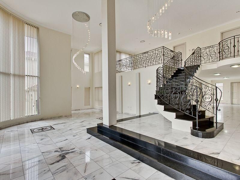 13 Pipersbrook Crescent, Bella Vista NSW 2153