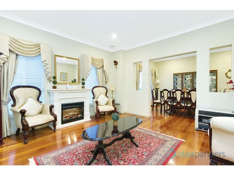 42 EDGEWATER DRIVE, Bella Vista NSW 2153