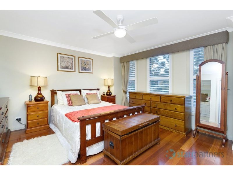 42 EDGEWATER DRIVE, Bella Vista NSW 2153